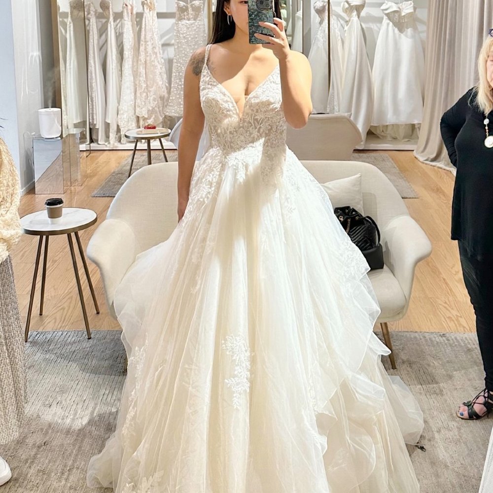 Brand New Pronovias Thaila